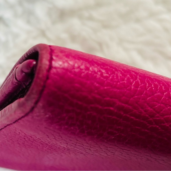Gucci GG Logo Hot Pink Grain Leather Flap Long Wallet - Picture 16 of 16